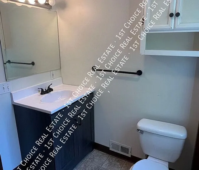 314 Clifford St — Photo 12