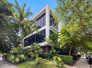 1525 Bay Rd, Miami Beach, FL 33139