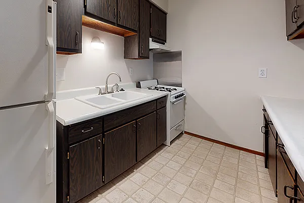 2495 N. Oakland Ave — Photo 14
