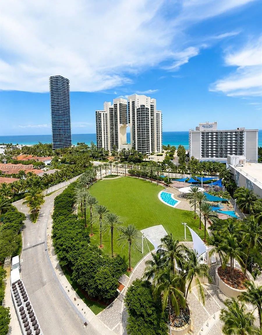Ocean Reserve Condo — Photo 1