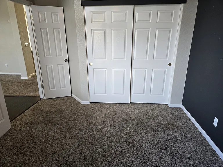 2428 Stefanie Dr — Photo 32