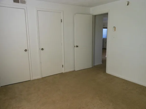 5800 Hunting Ridge Ln, Charlotte, NC 28212