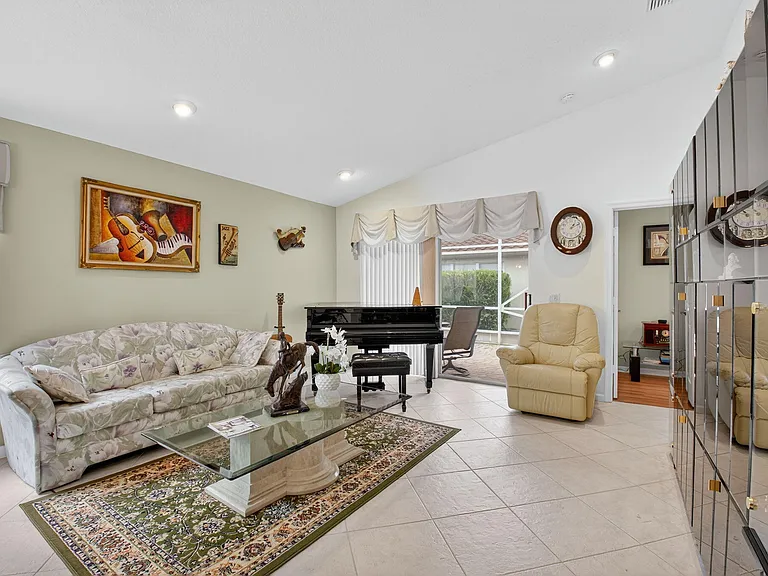 7470 Chorale Rd — Photo 4