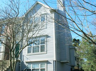 22001 Manning Sq, Sterling, VA 20166