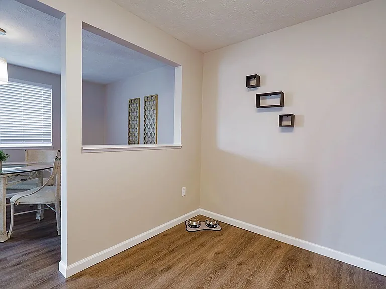 The Evalee Apartments — Photo 62