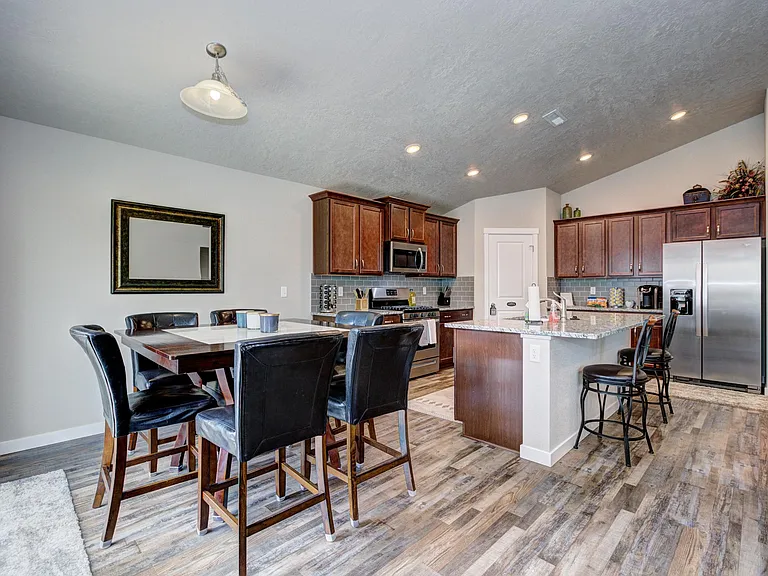 16572 Cypress Ln — Photo 20