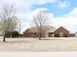 8 NW Pleasant View Rdg, Lawton, OK 73505