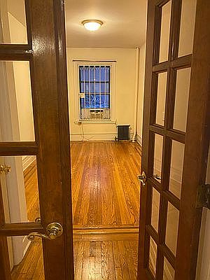 5th image of 217 E 86th St #1A