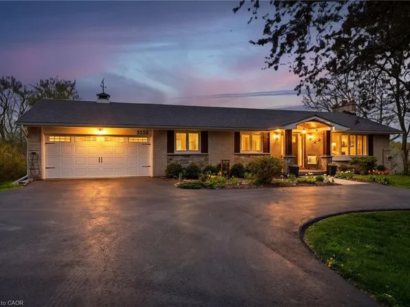 5258 Cedar Springs Rd, Burlington, ON L7P 0B9