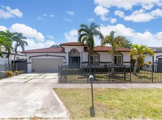 Jesslyn Subdivision, Miami, FL 33177