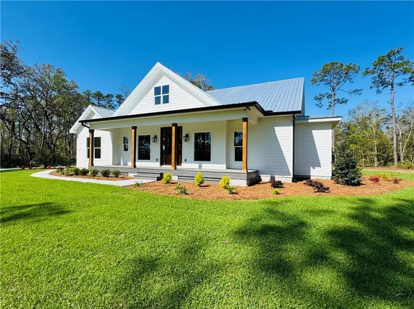 194 Piney Bluff Rd, Waverly, GA 31565