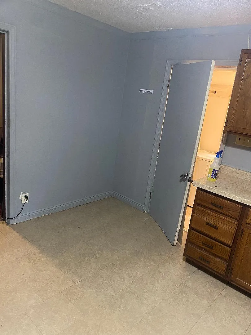 2 bed, 850 sqft, $1,200 — Photo 2