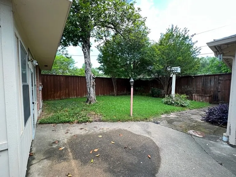 7215 Clemson Dr — Photo 26