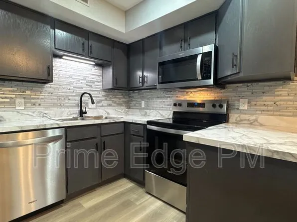 1701 Ridgehaven Ct #3, Lincoln, NE 68505