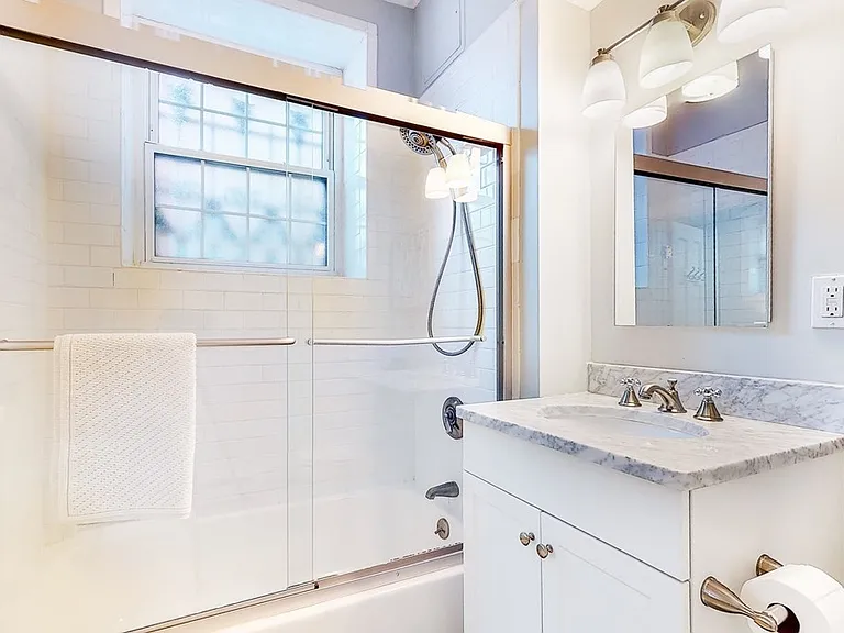 278 Clarendon St #1 — Photo 11