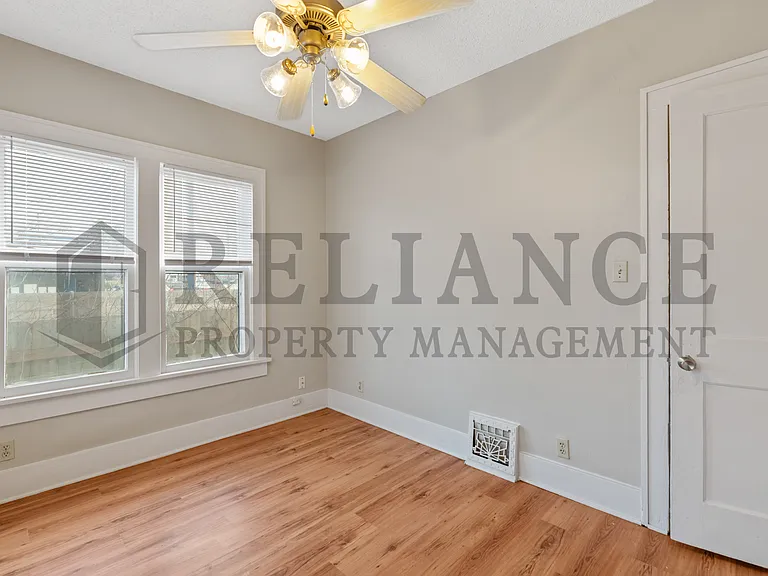 439 N Lorraine Ave — Photo 24
