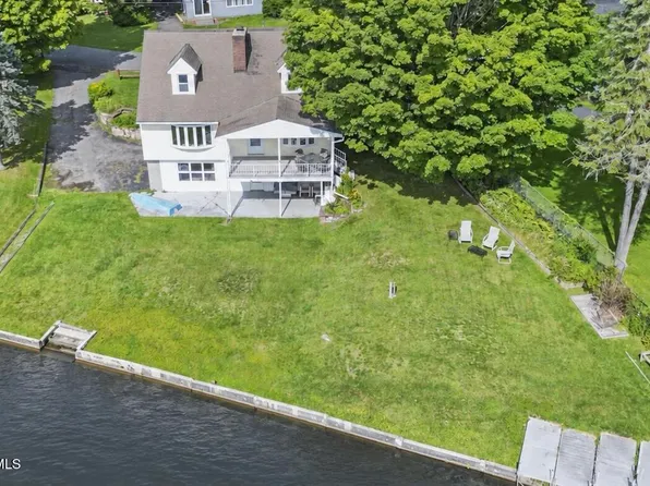 10 Club Cir, Pittsfield, MA 01201