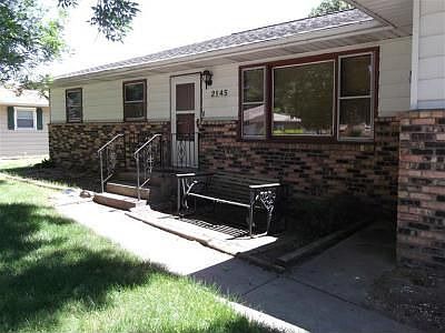 2nd image of 2145 Woodlawn St