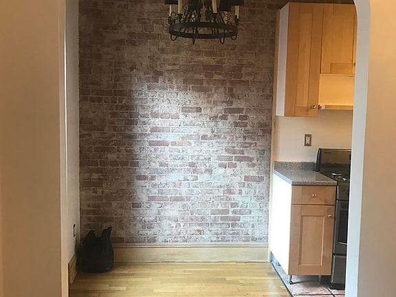 4th image of 103 W 69th St APT 5