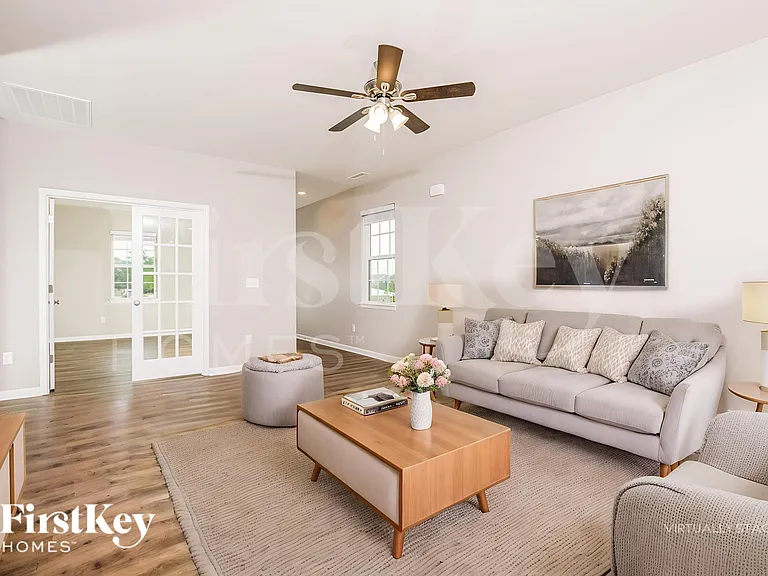 444 Haywood Glen Dr — Photo 4