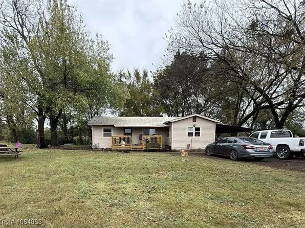 27982 Highline Rd, Bokoshe, OK 74930