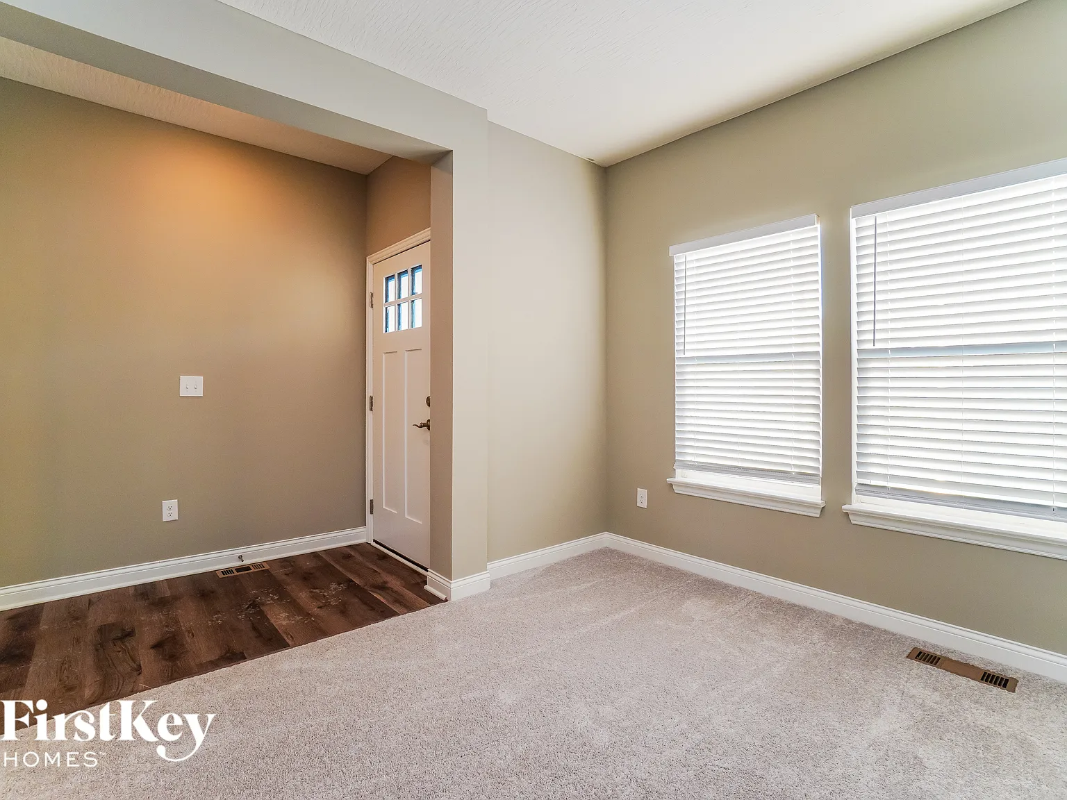 4 bed, 2.5 bath, 1842 sqft, $2,530 — Photo 2