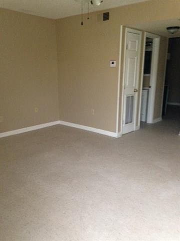 2nd image of 7012 W Bunkerhill Dr