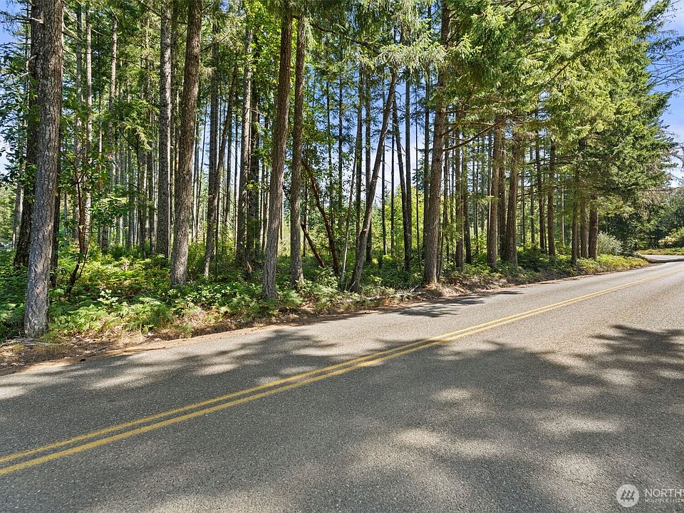 1st image of 1030 E Phillips Lake Road