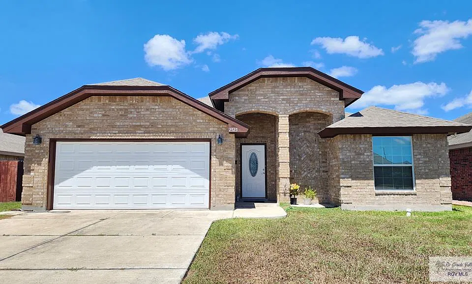 2525 Windsor Pl