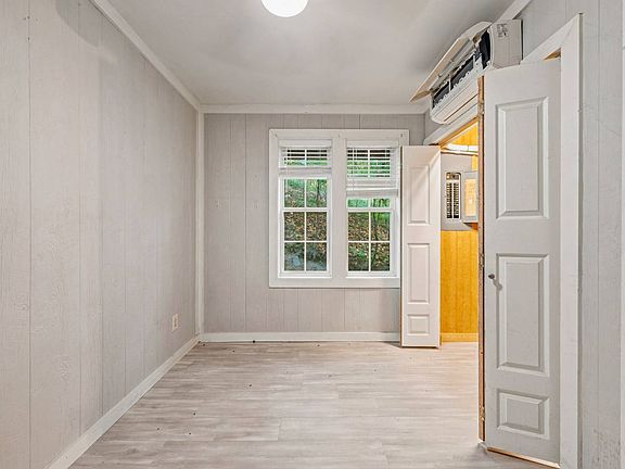 48th image of 296 Riverpark Dr