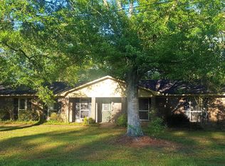 4421 Stratford Cir, Moss Point, MS 39563
