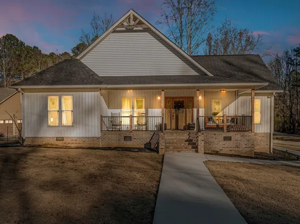 905 County Road 33, Scottsboro, AL 35769