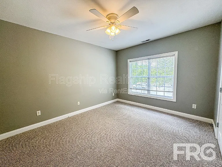 1935 Tara Ct #204 — Photo 30