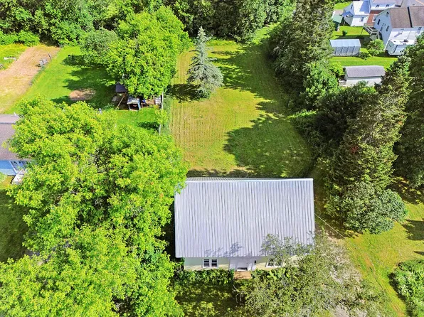 7 Maple Street, Vassalboro, ME 04989