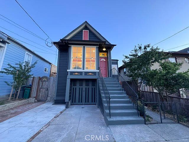 1st image of 2260 Buena Vista Ave