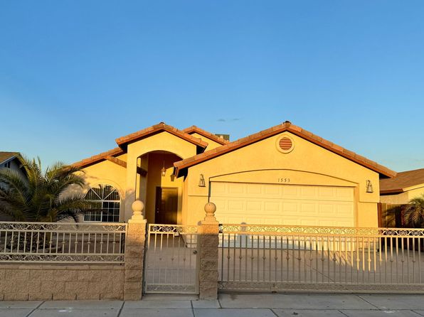 1553 N Nydia Ave
