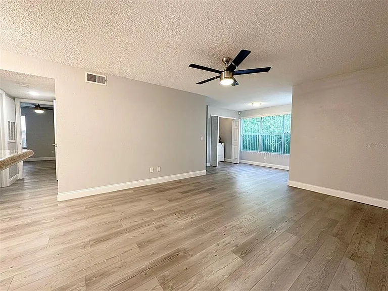 5124 Conroy Rd #12 — Photo 34