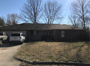 304 W Alhambra Dr, Columbia, MO 65203