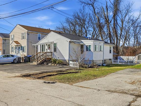 3rd image of 15 Gage St