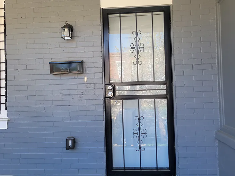 3639 Roberts Pl — Photo 2