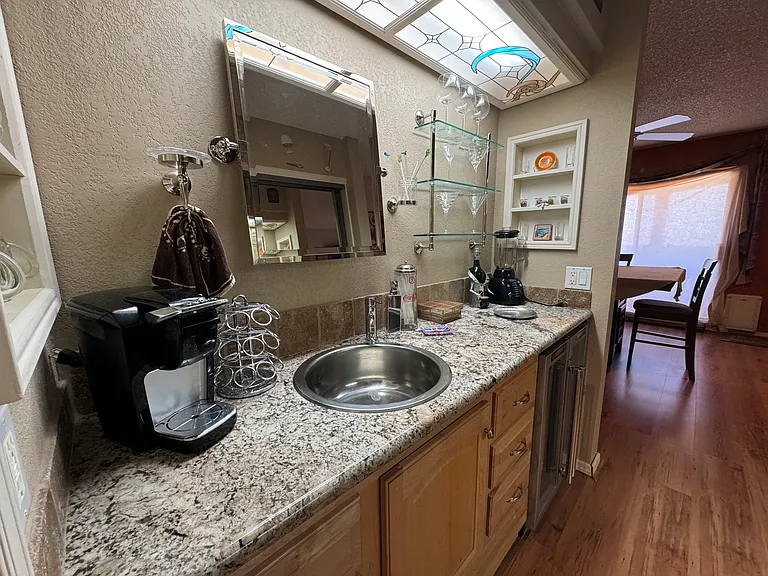 2022 Merrill Ln #6D — Photo 50