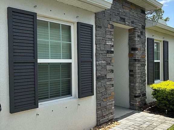 2nd image of 1820 W Palms Dr