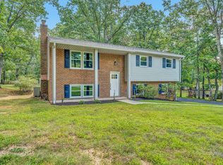 2119 Coachman Dr, Roanoke, VA 24012