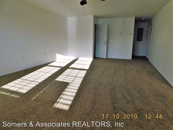 2nd image of 629 W 5th Ave #B
