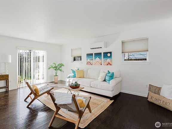 3rd image of 1025 12th Street