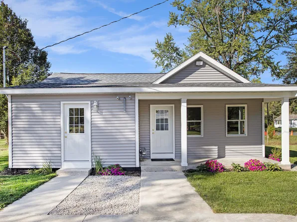 1722 Lansing Ave, Portage, MI 49002