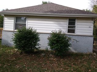 6523 W Jones Rd, Peoria, IL 61604