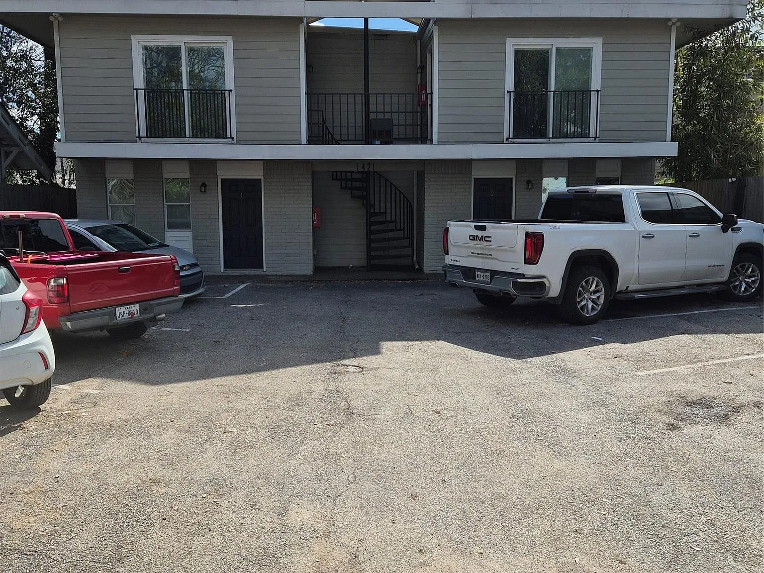 1 bed, 1.0 bath, $1,000 — Photo 1