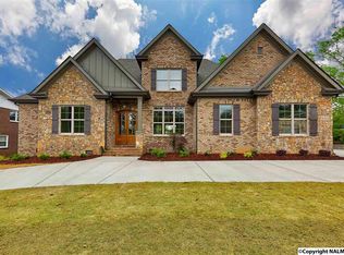 8013 Navios Dr, Huntsville, AL 35802