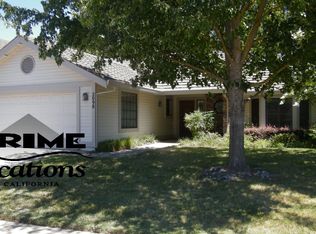 2098 Roaring Camp Dr, Rancho Cordova, CA 95670